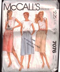 McCalls 7076 M