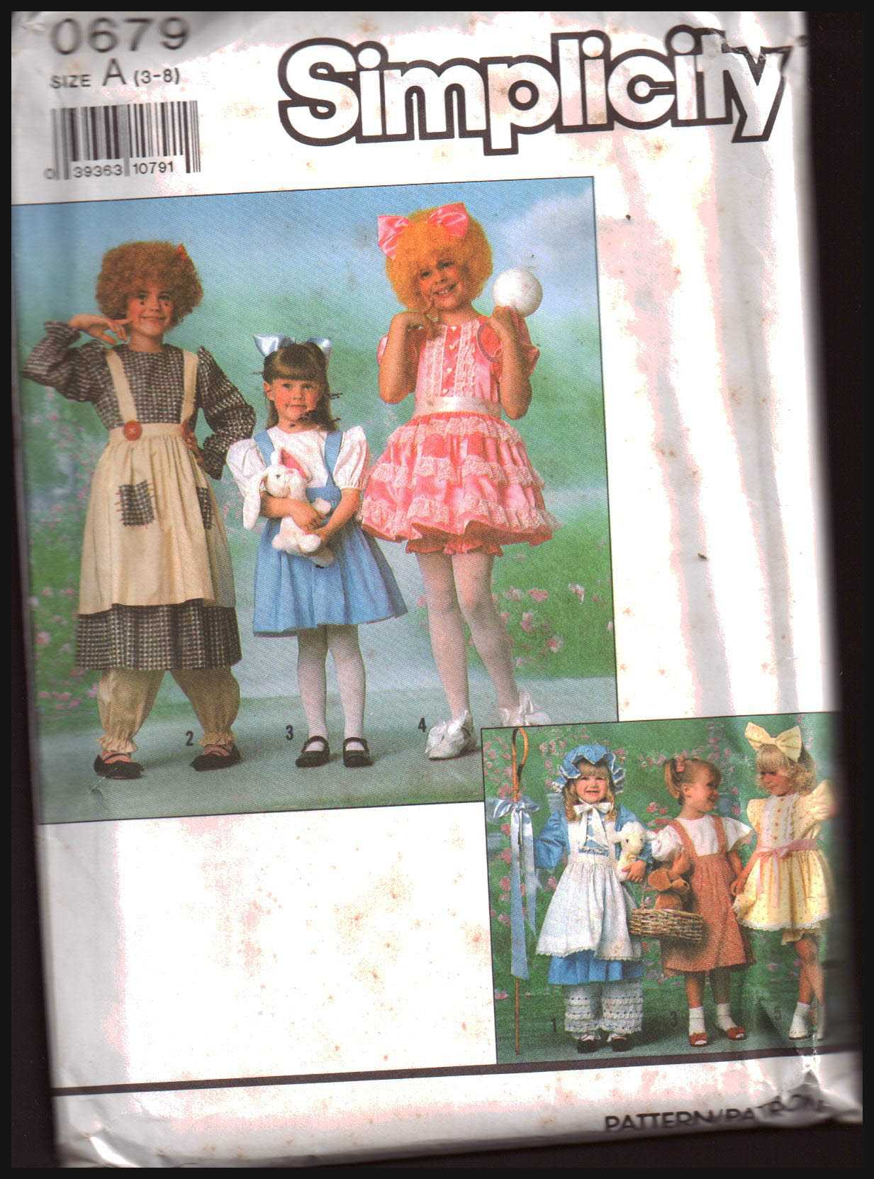 Simplicity 0679 Girl's Costumes - Story Book Size: A 3-8 Used Sewing Pattern
