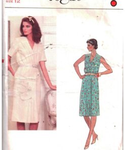 Vogue 7971 Dress Size: 12 Used Sewing Pattern