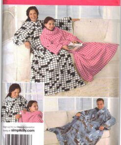 Simplicity 2490 Lounge Blanket Size: S-M-L Uncut Sewing Pattern